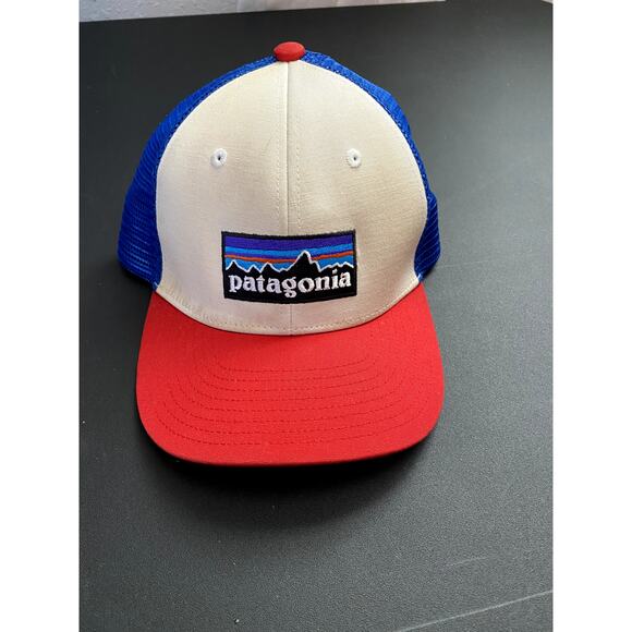 Patagonia White Blue Red Logo Baseball Cap – Adjustable Trucker Hat Outdoor Gear - Picture 7 of 7